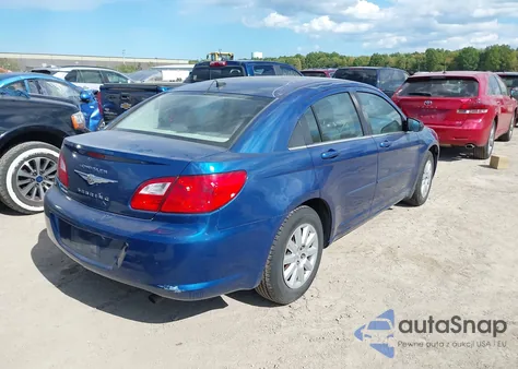 2010 Chrysler Sebring Touring z USA, uszkodzony, nr VIN 1C3CC4FBXAN153997